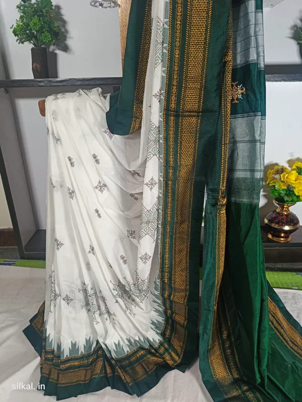 Ilkal_Kasuti_Tample_Border_Sarees_Saree_Code-_SKL1053