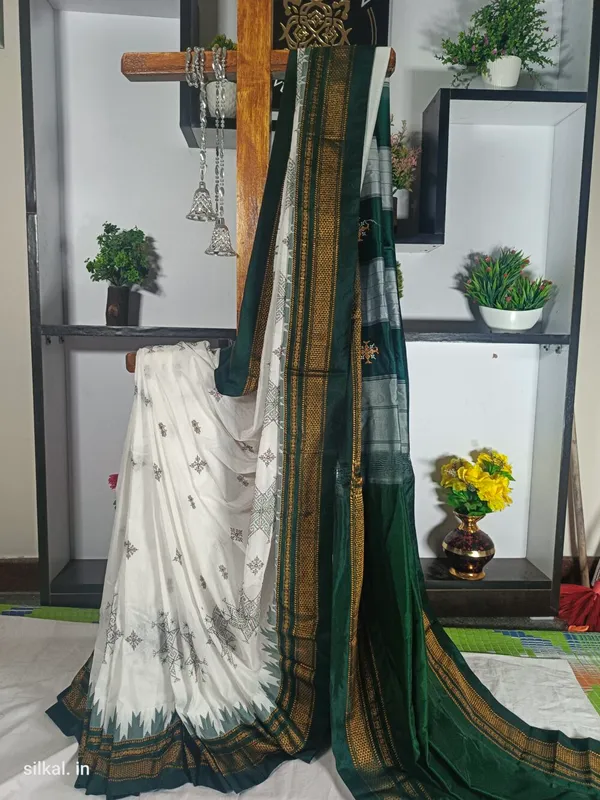Ilkal_Kasuti_Tample_Border_Sarees_Saree_Code-_SKL1053