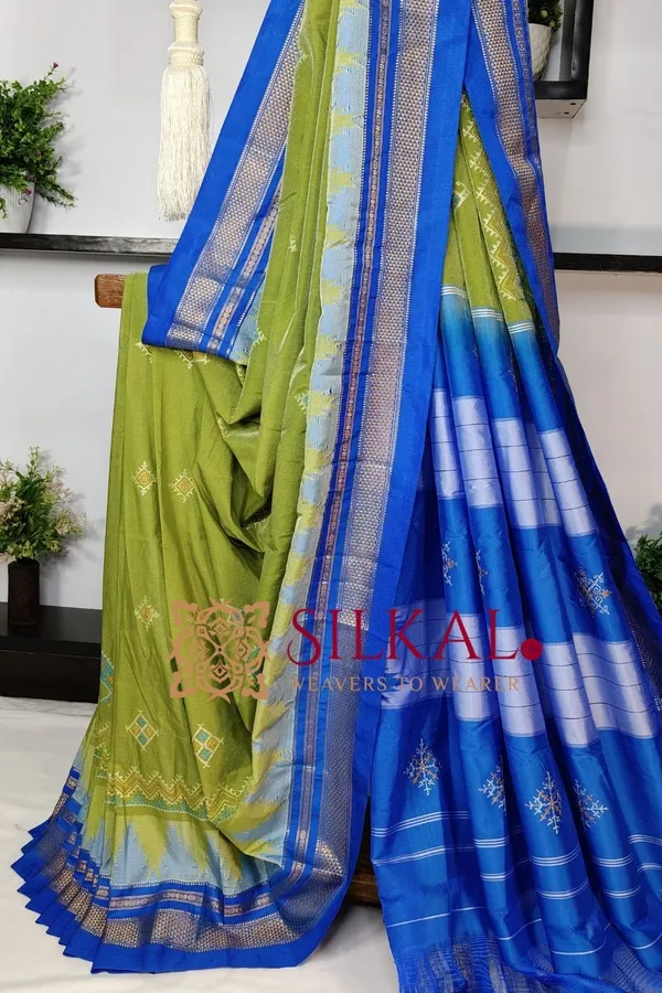 Ilkal_Kasuti_Tample_Border_Sarees__SKL03695