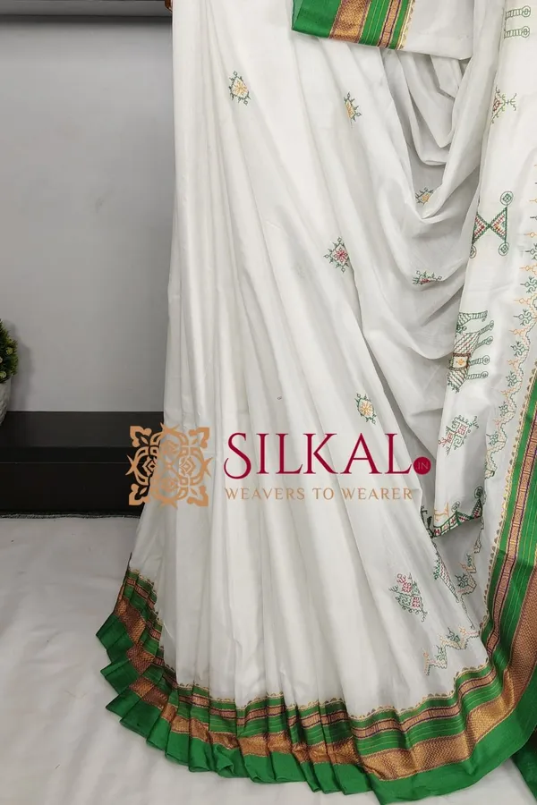 Ilkal_Kasuti__Saree_SKL03690