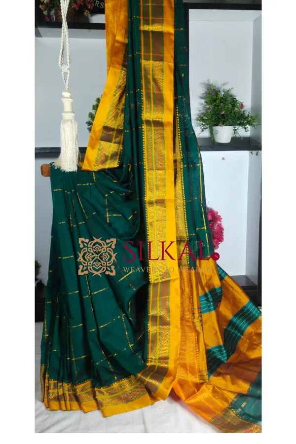 Ilkal_Mercerized_Sonamati_Cotton_Butta_Saree_Code-_SKL1794