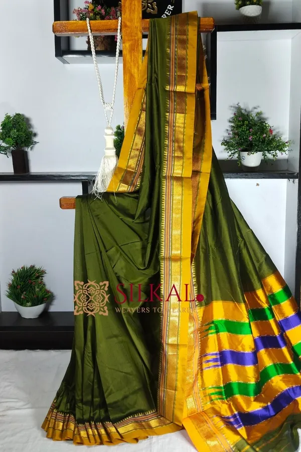Ilkal_Plain_Mercerised_Silk_Saree_Code-_SKL1836