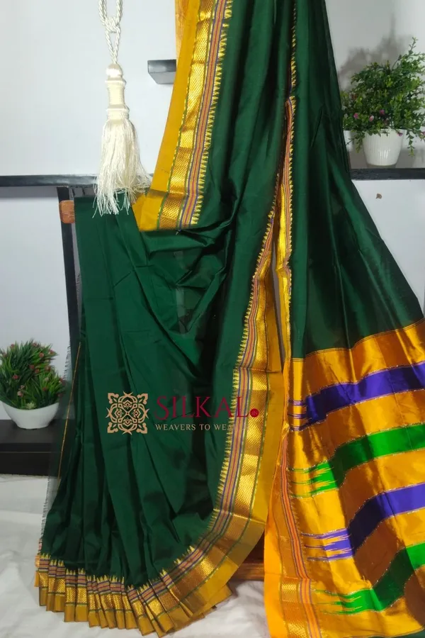 Ilkal_Plain_Mercerized_Silk_Saree_Code-_SKL1861