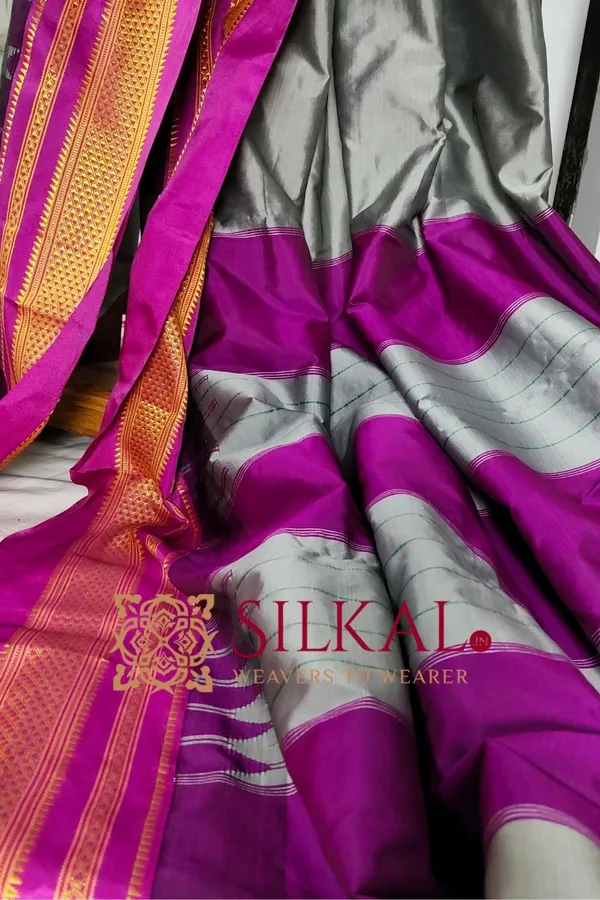 Ilkal_Poly_Cotton_Temple_Gadwal_Plain_Saree_SKL2098