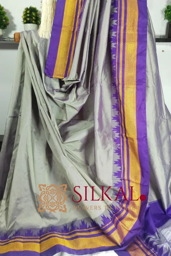Ilkal_Poly_Cotton_Temple_Gadwal_Plain_Saree_SKL3010