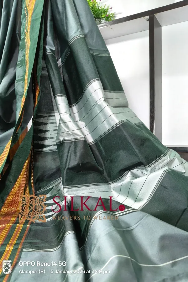Ilkal_Poly_Cotton_Temple_Gadwal_Plain_Saree_SKL3015