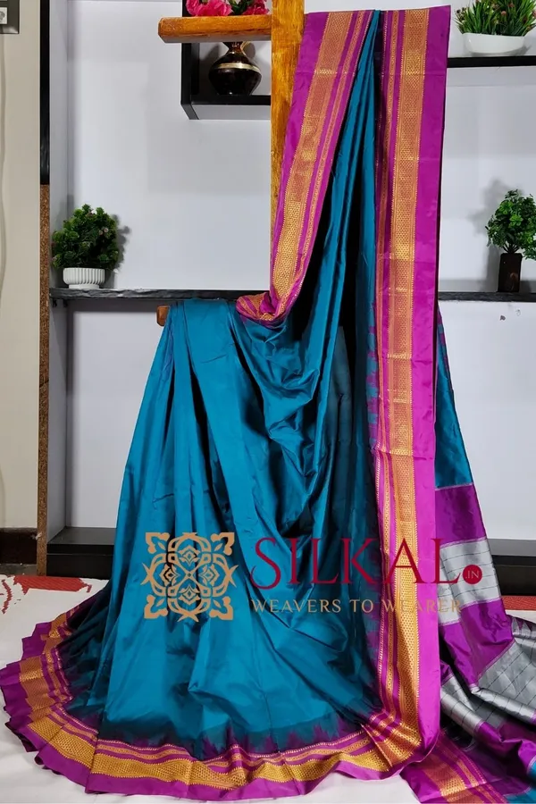 Ilkal_Poly_Cotton_Temple_Gadwal_Plain_Saree_SKL3016