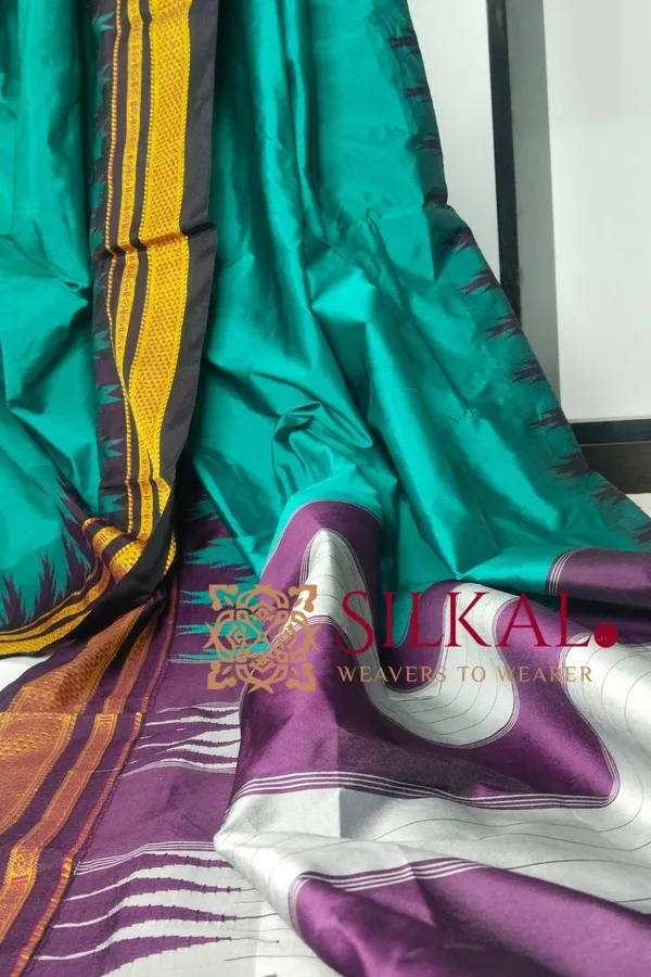 Ilkal_Poly_Cotton_Temple_Gadwal_Plain_Saree_SKL3017