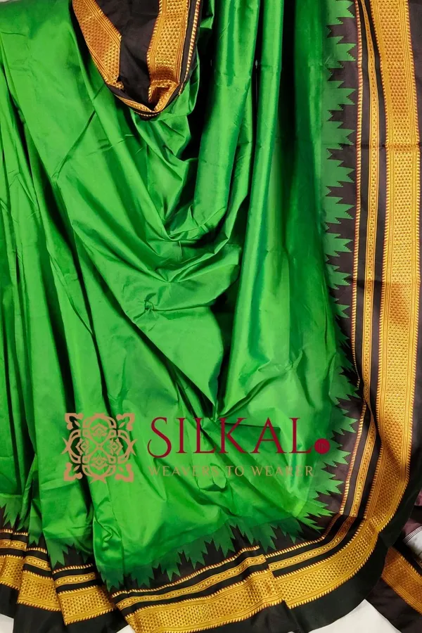 Ilkal_Poly_Cotton_Temple_Gadwal_Plain_Saree_SKL3026