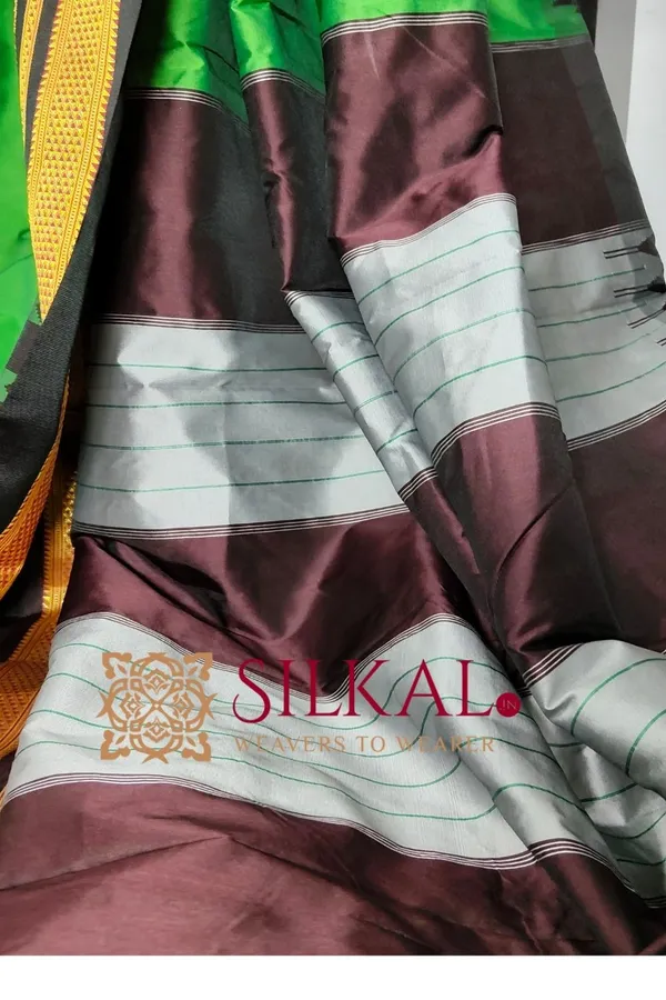 Ilkal_Poly_Cotton_Temple_Gadwal_Plain_Saree_SKL3026