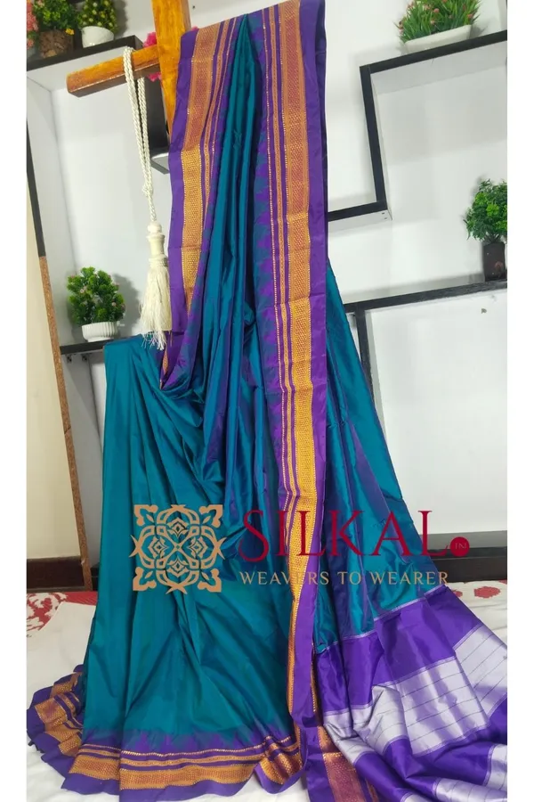 Ilkal_Poly_Cotton_Temple_Gadwal_Plain_Saree_SKL3036
