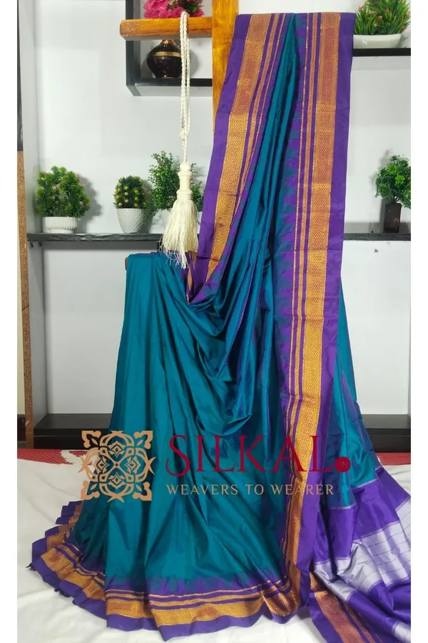 Ilkal_Poly_Cotton_Temple_Gadwal_Plain_Saree_SKL3039