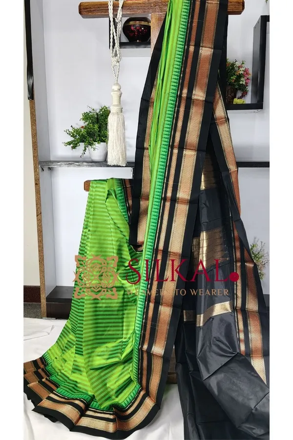 Ilkal_Pure_Silk_Handloom_Temple_Strip_Saree_SKL03713