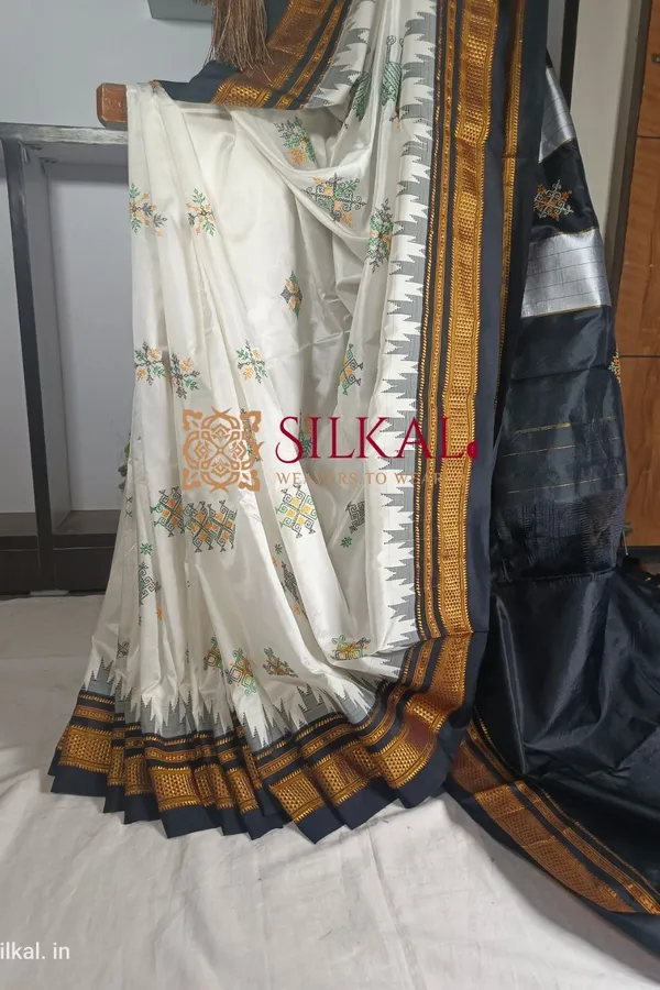 Ilkal_Pure_Silk_Kasuti_Saree_Saree_Code-_SKL1753