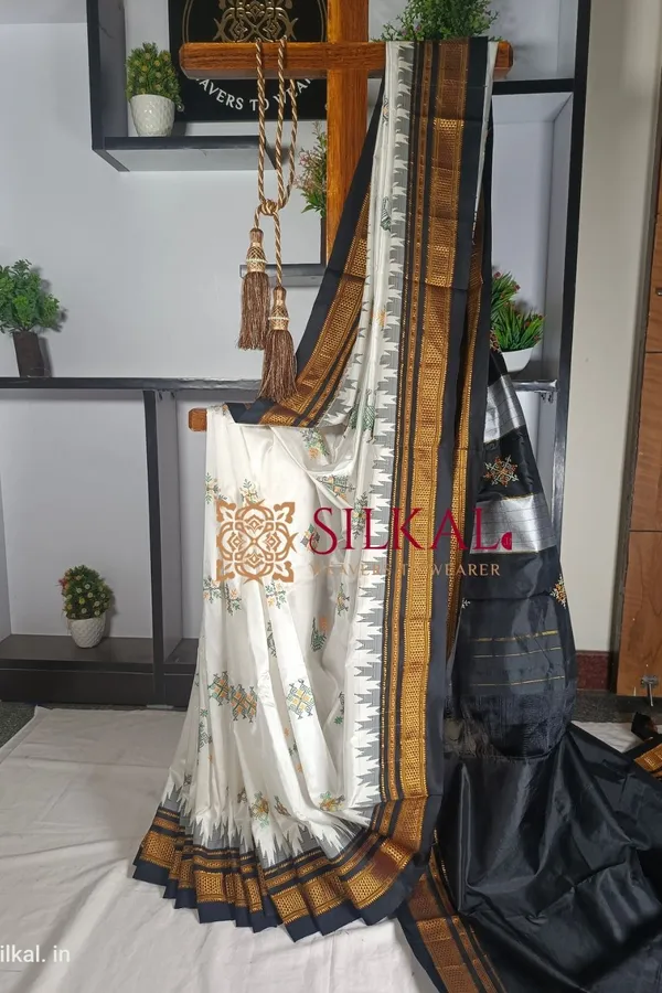 Ilkal_Pure_Silk_Kasuti_Saree_Saree_Code-_SKL1753