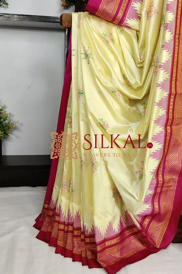 Ilkal_Pure_Silk_Kasuti_Saree_SKL03791