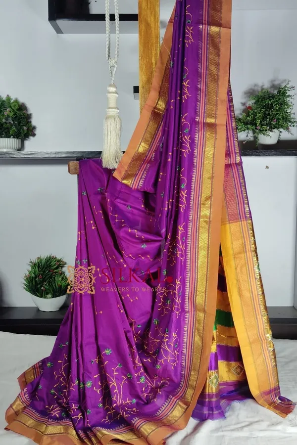 Ilkal_Semi_Silk_With_Kasuti_Saree_Code-_SKL1868