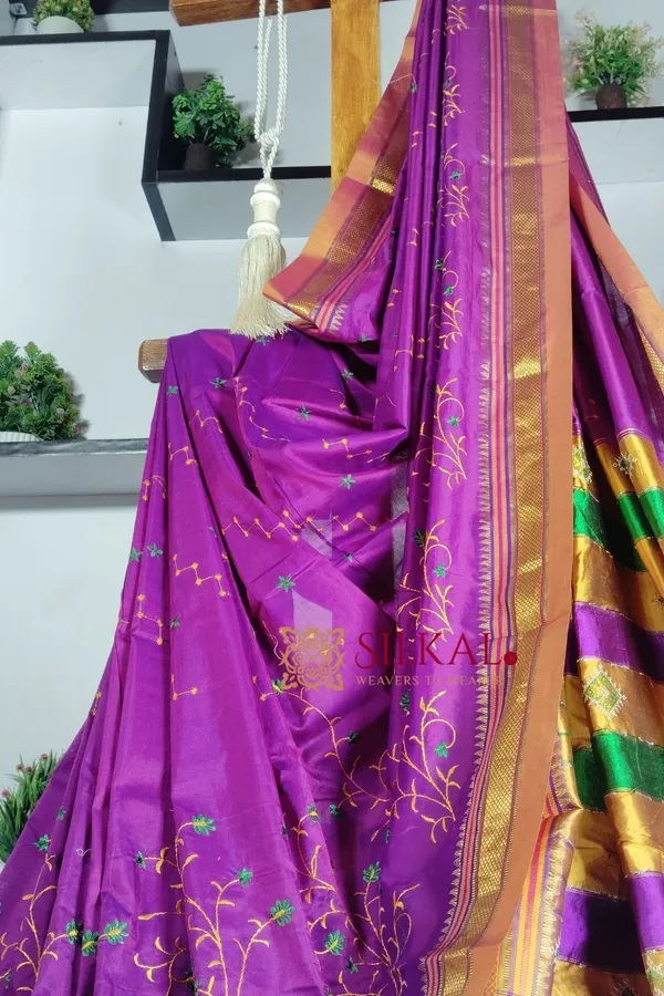 Ilkal_Semi_Silk_With_Kasuti_Saree_Code-_SKL1868