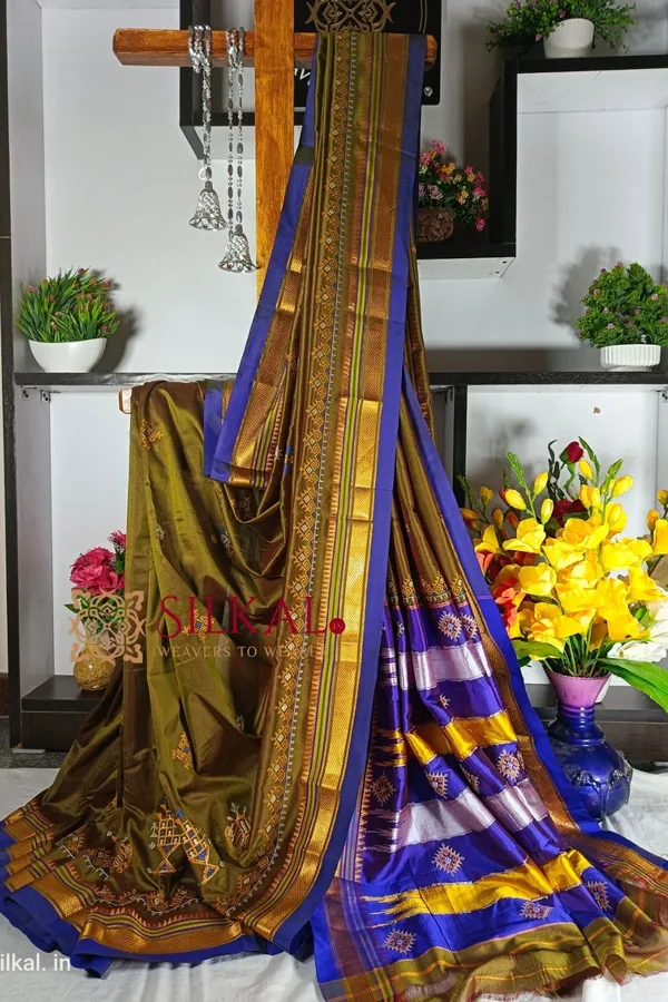 Ilkal_Semi_Silk_With_Kasuti_Saree_Saree_Code-_SKL1750