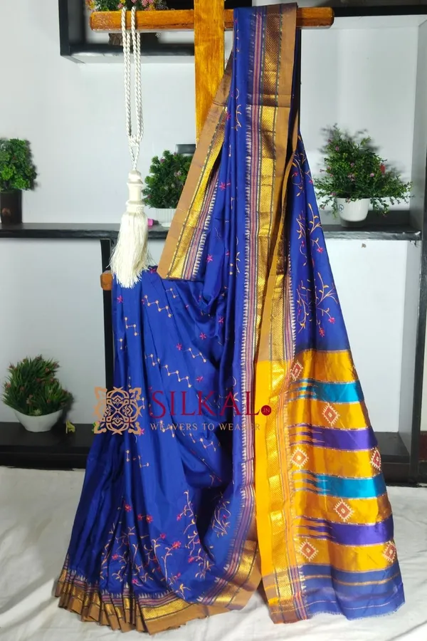 Ilkal_Semi_Silk_With_Kasuti_Saree_Code-_SKL1822