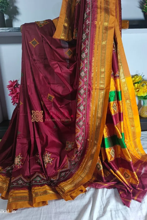 Ilkal_Semi_Silk_With_Kasuti_Saree_Code-_SKL1727
