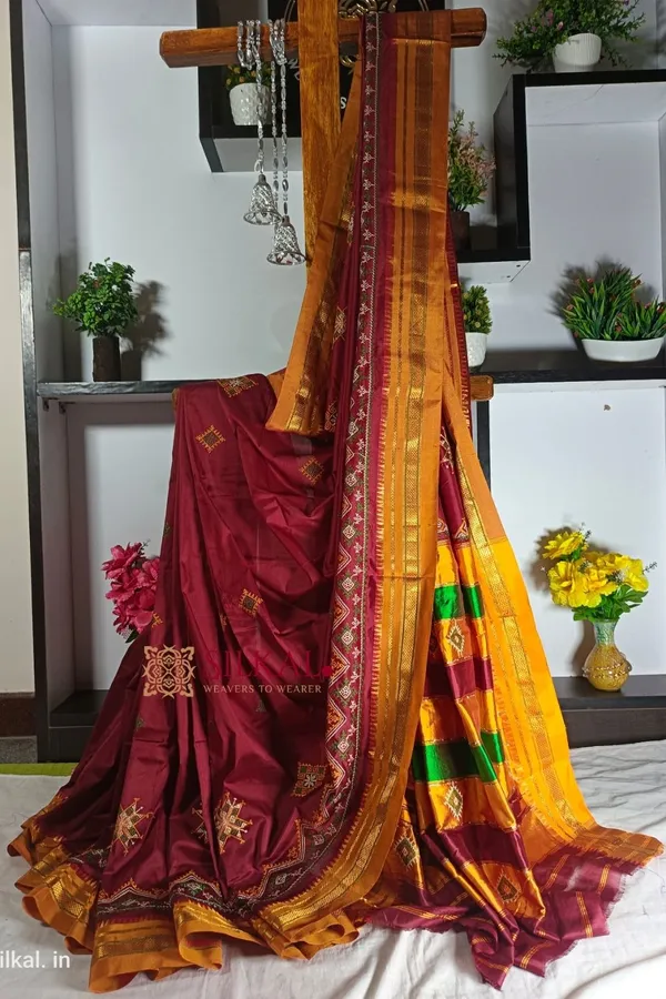 Ilkal_Semi_Silk_With_Kasuti_Saree_Code-_SKL1727