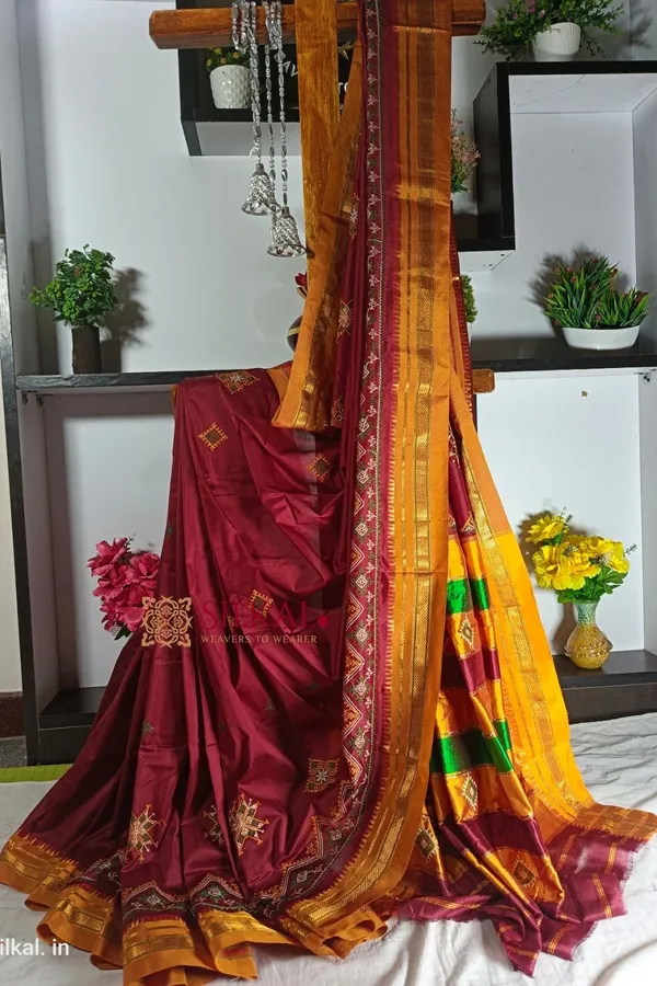 Ilkal_Semi_Silk_With_Kasuti_Saree_Code-_SKL1727
