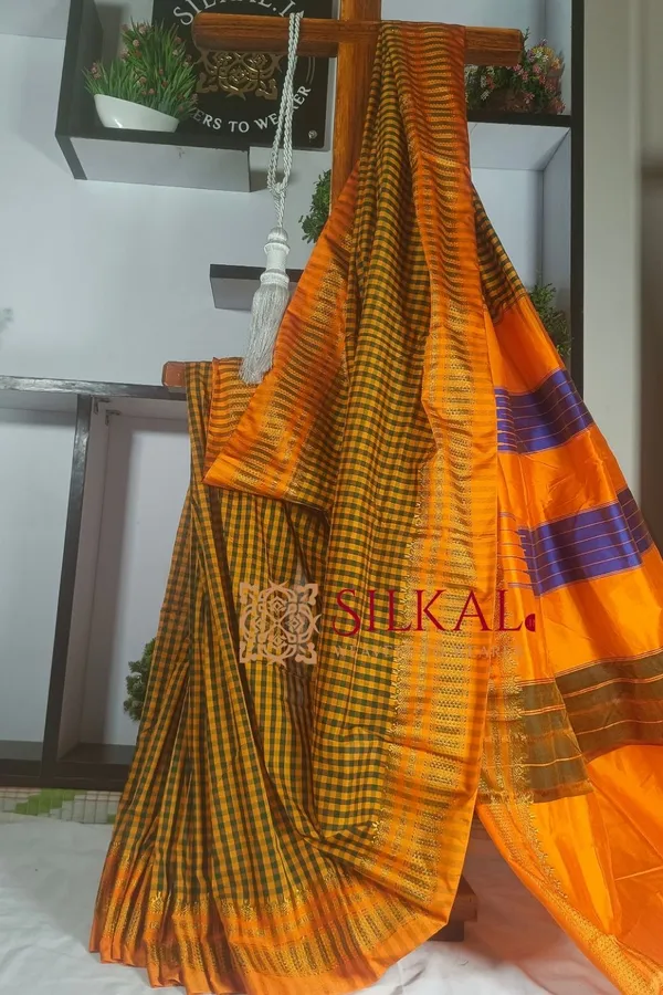 Ilkal_Small_Check_Cotton_Silk_Saree_Code-_SKL1769