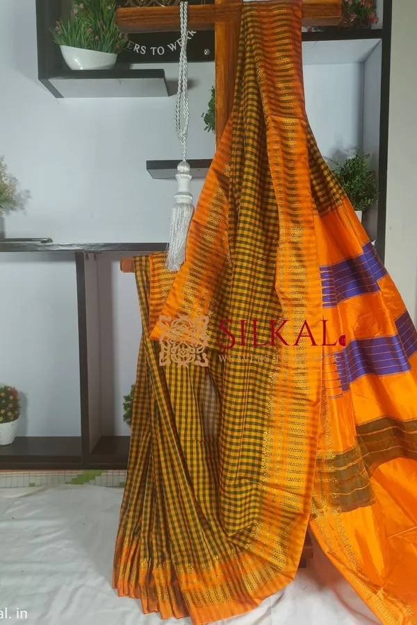 Ilkal_Small_Check_Cotton_Silk_Saree_Code-_SKL1769