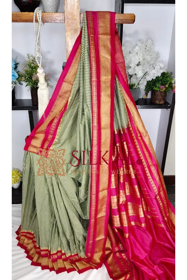 Ilkal_Small_Check_Cotton_Silk_Saree_SKL03979