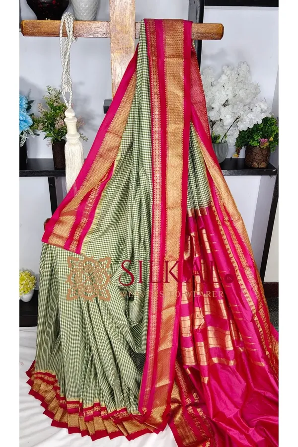 Ilkal_Small_Check_Cotton_Silk_Saree_SKL03979