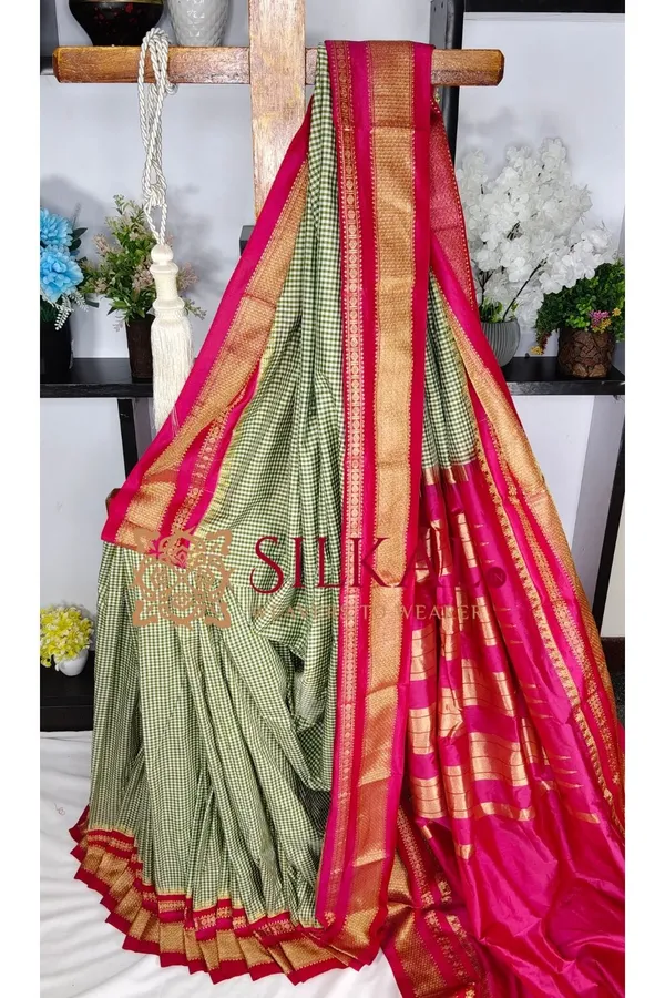 Ilkal_Small_Check_Cotton_Silk_Saree_SKL03979