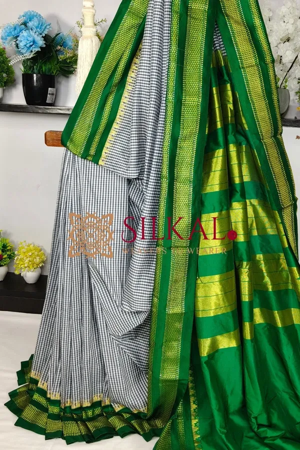 Ilkal_Small_Check_Cotton_Silk_Saree_SKL03989