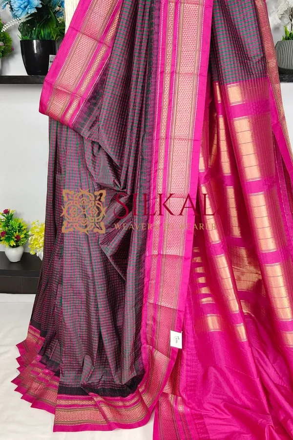 Ilkal_Small_Check_Cotton_Silk_Saree_SKL03999