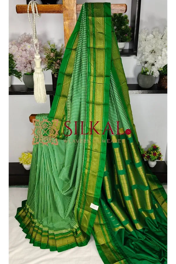 Ilkal_Small_Check_Cotton_Silk_Saree_SKL04001