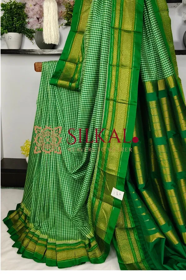 Ilkal_Small_Check_Cotton_Silk_Saree_SKL04001