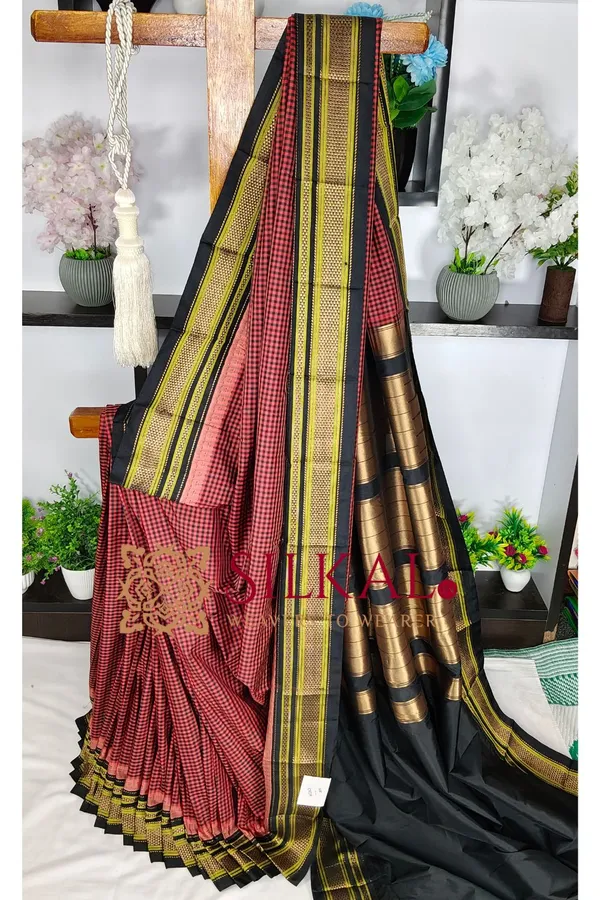 Ilkal_Small_Check_Cotton_Silk_Saree_SKL04006