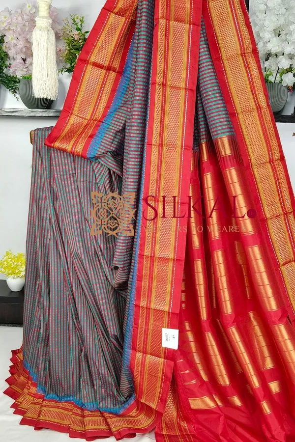 Ilkal_Small_Check_Cotton_Silk_Saree_SKL04007