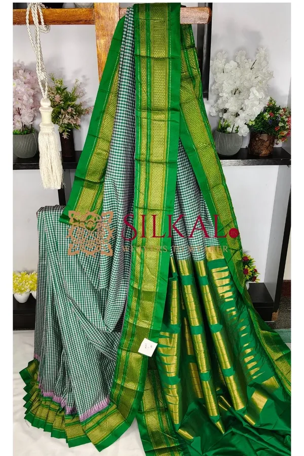Ilkal_Small_Check_Cotton_Silk_Saree_SKL04008