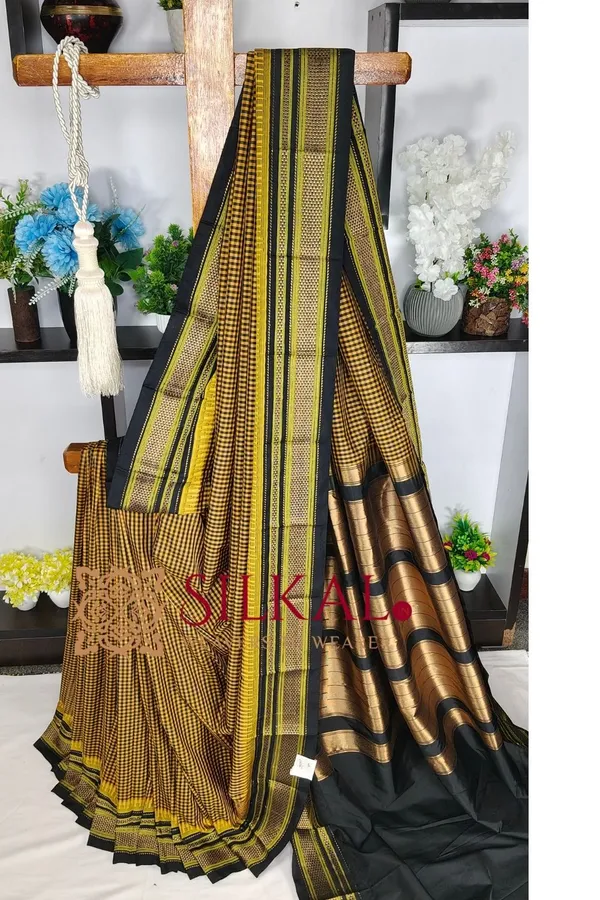 Ilkal_Small_Check_Cotton_Silk_Saree_SKL04011