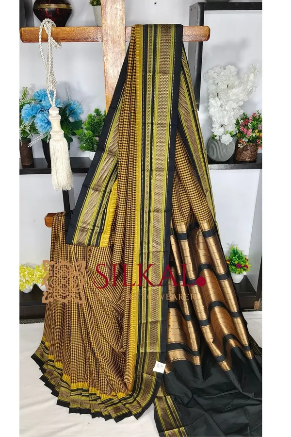 Ilkal_Small_Check_Cotton_Silk_Saree_SKL04011