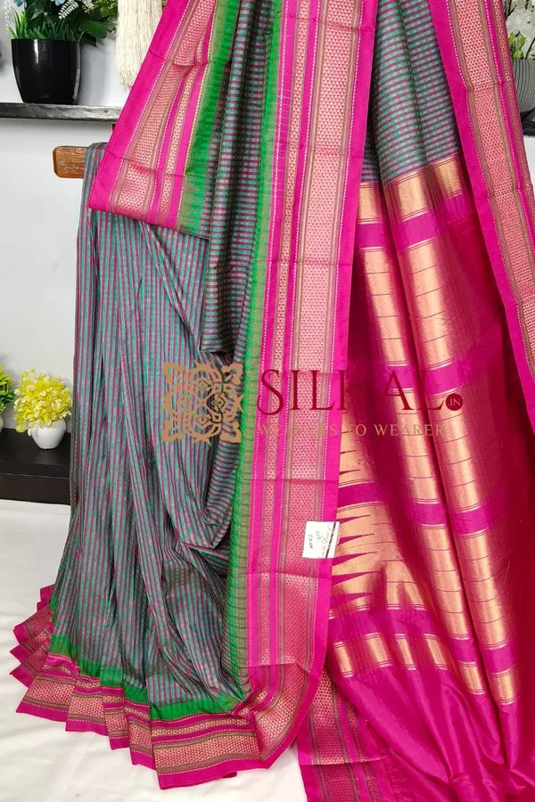 Ilkal_Small_Check_Cotton_Silk_Saree_SKL04013