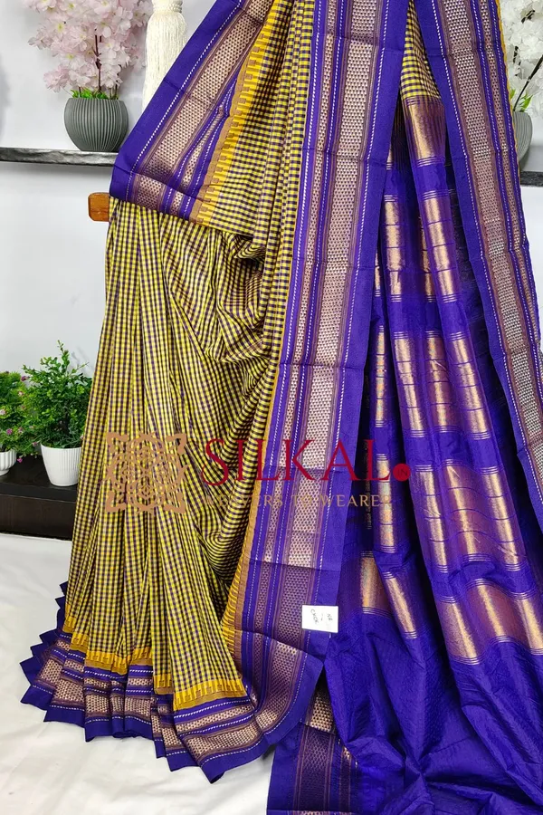 Ilkal_Small_Check_Cotton_Silk_Saree_SKL04014