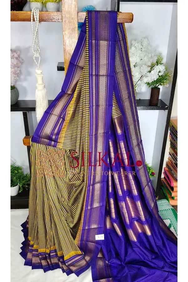 Ilkal_Small_Check_Cotton_Silk_Saree_SKL04014