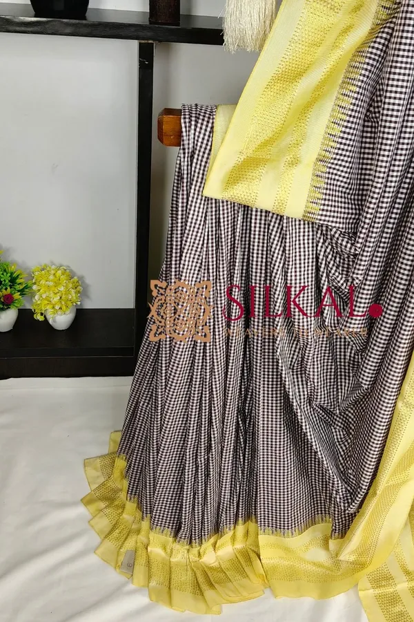 Ilkal_Small_Check_Cotton_Silk_Saree_SKL04039