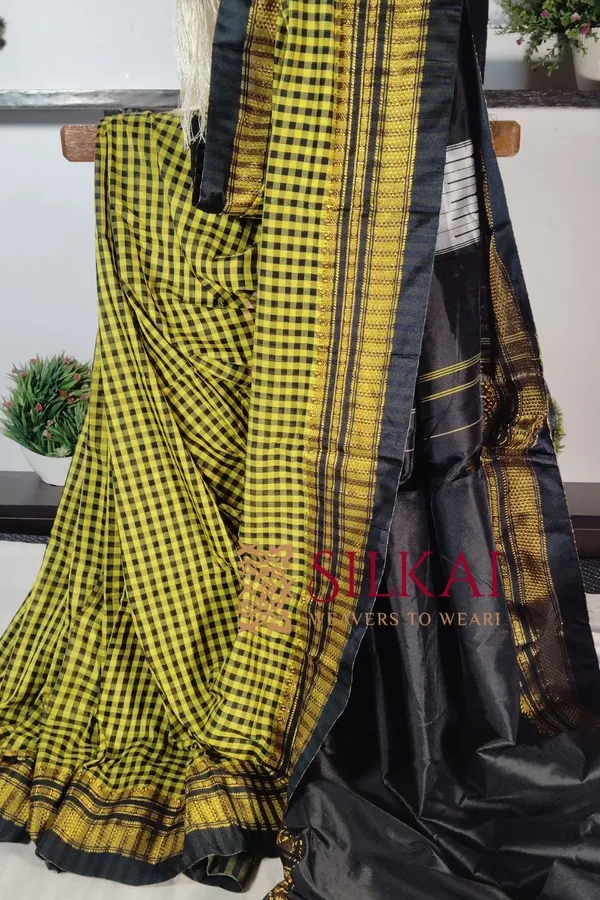 Ilkal_Small_Check_Cotton_Silk_Saree_Saree_Code-_SKL1873