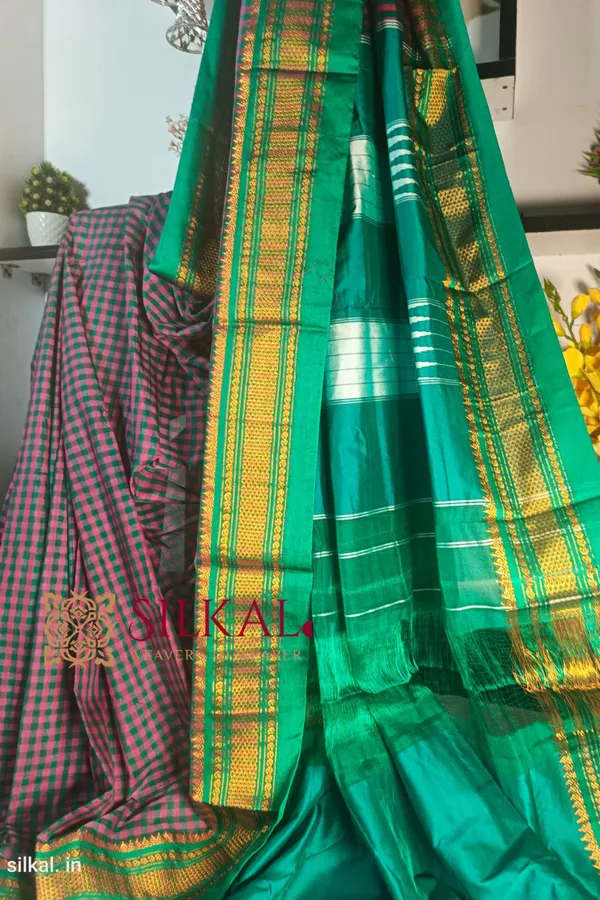 Ilkal_Small_Check_Cotton_Silk_Saree_Code-_SKL1431