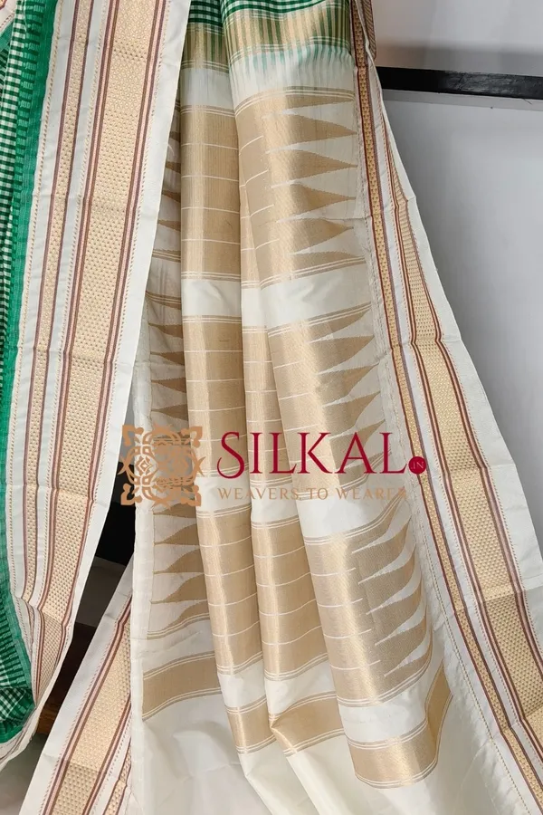 Ilkal_Soft_Silk_Checks_Saree_SKL03846