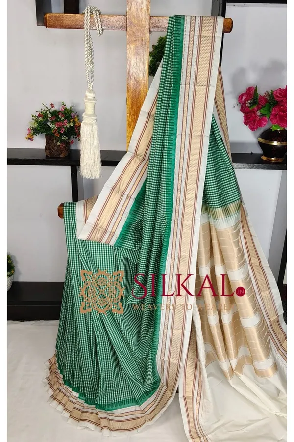 Ilkal_Soft_Silk_Checks_Saree_SKL03846