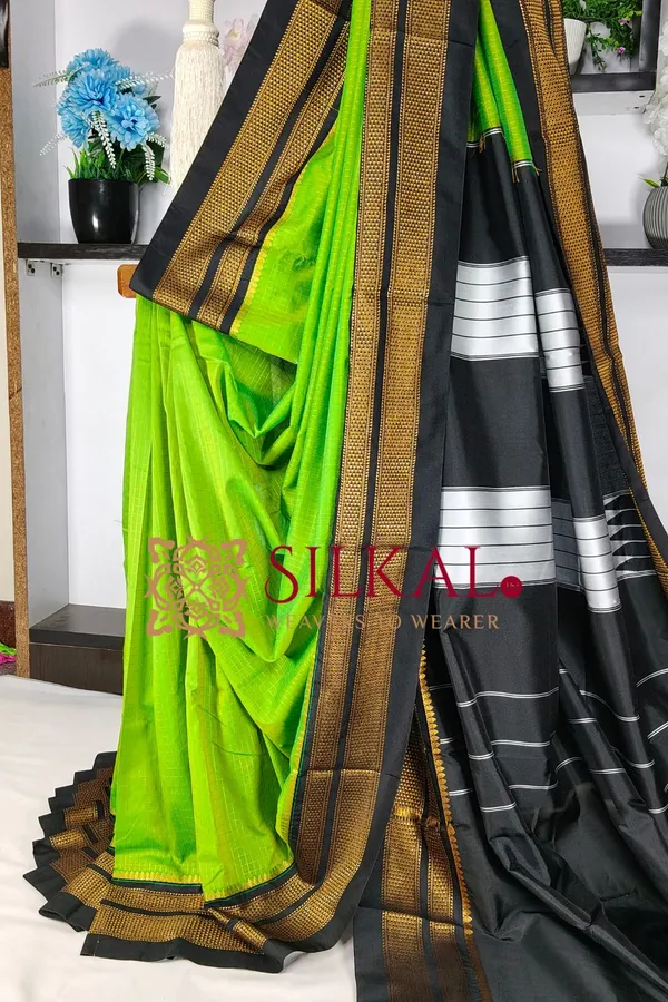 Ilkal_Special_Chandrunga_Cotton_Silk_Saree_SKL04113SP